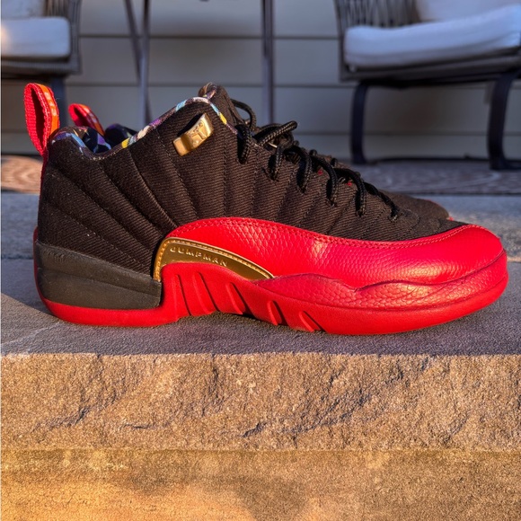 Jordan Retro 12 lows. 6.5Y boys gently used. Good condition. - Picture 6 of 6